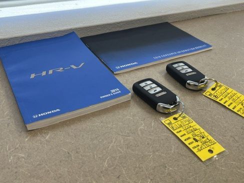Used 2016 Honda HR-V EX-L image 16