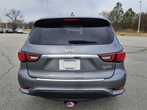 Used 2020 INFINITI QX60 Luxe w/ Essential Package image 10