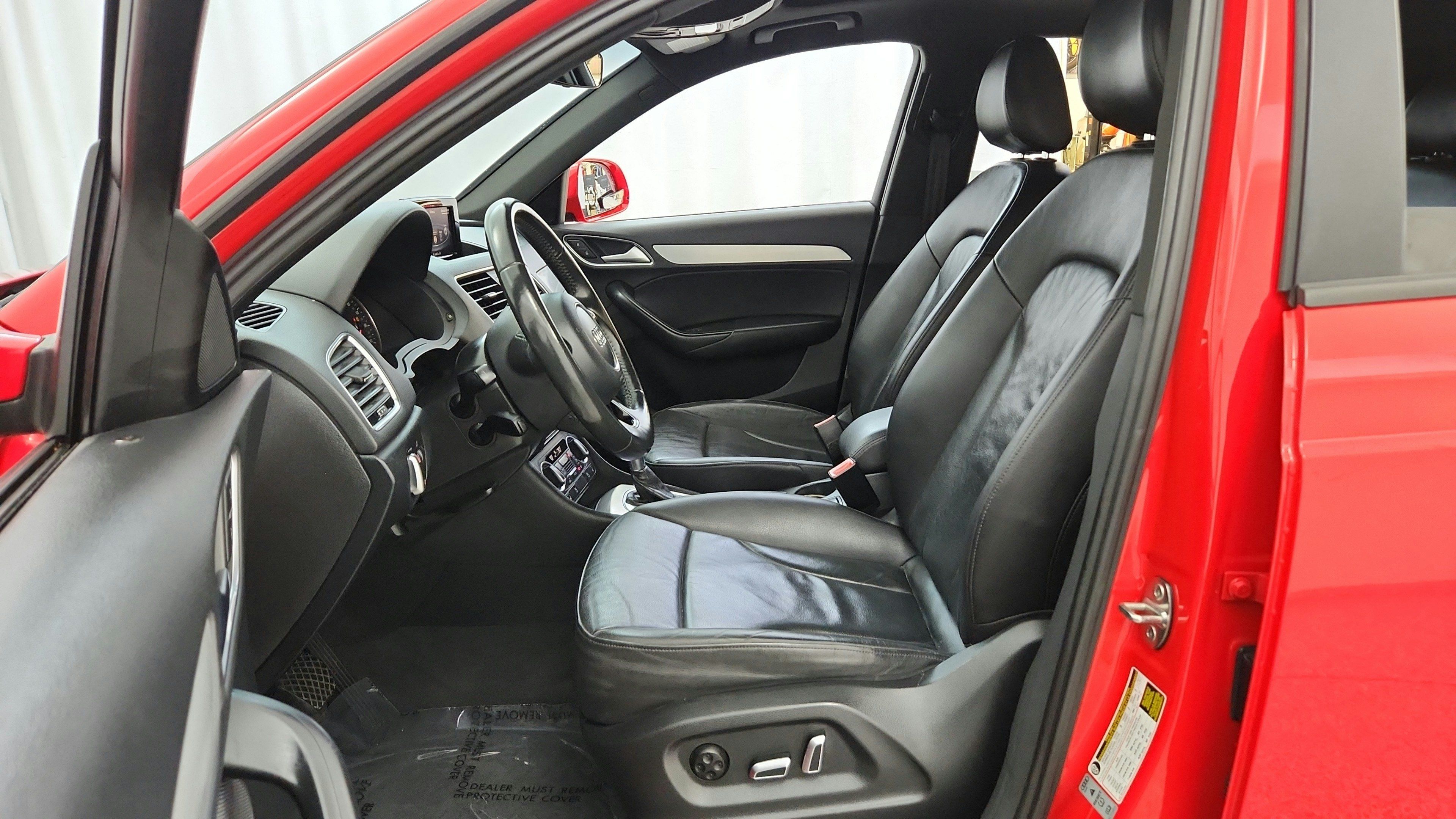 Used 2018 Audi Q3 2.0T Premium FWD image 21