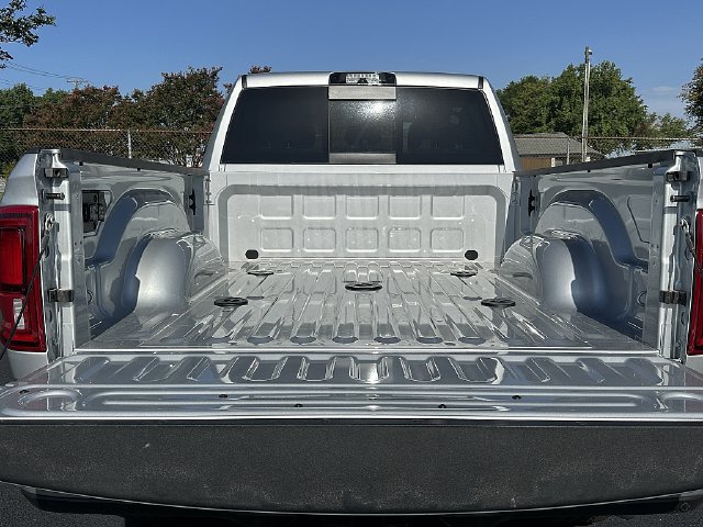 Used 2026 RAM 2500 Big Horn AWD/4WD image 16