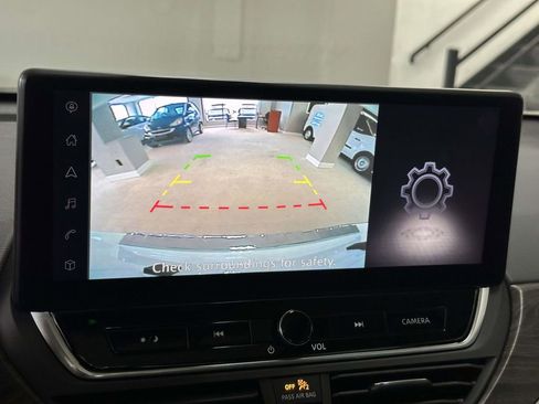 Used 2023 Nissan Altima 2.5 SV w/ SV Premium Package image 26