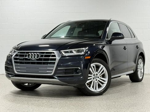 Used 2018 Audi Q5 Prestige w/ Prestige Package AWD/4WD image 2