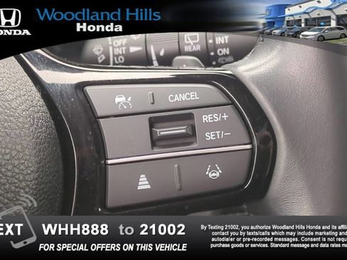 Used 2025 Honda Pilot Touring image 12