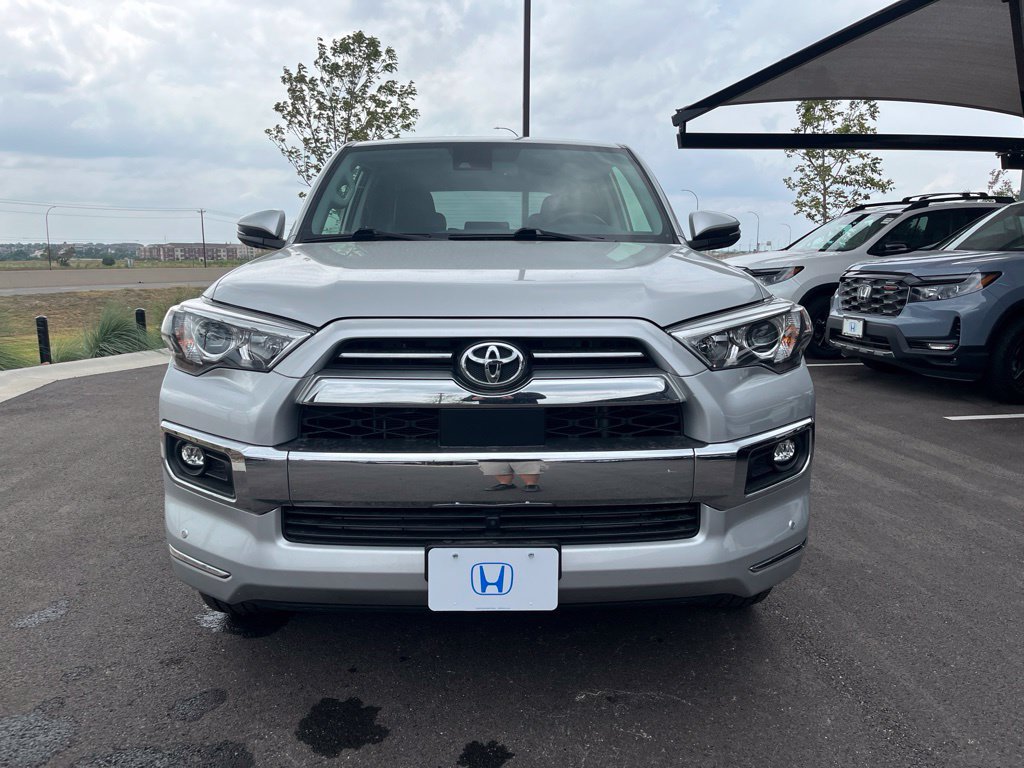 Used 2023 Toyota 4Runner Limited AWD/4WD image 2