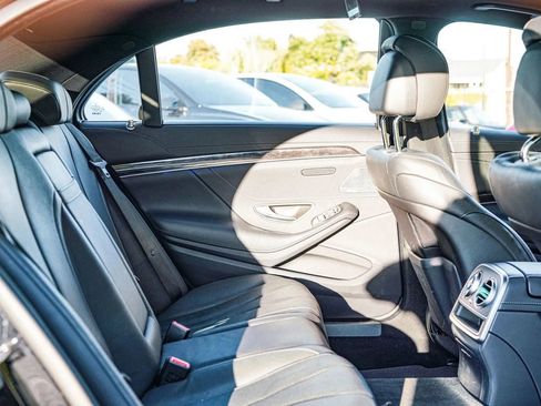 Used 2020 Mercedes-Benz S 450 Sedan image 5