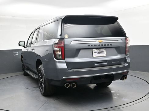 Used 2021 Chevrolet Suburban Premier w/ Premium Package image 10
