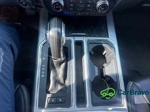 Used 2019 Ford F150 Platinum w/ Equipment Group 701A Luxury AWD/4WD image 16