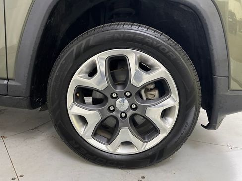 Used 2019 Jeep Compass Limited image 12