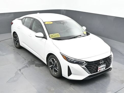 Used 2024 Nissan Sentra SV FWD image 36