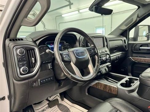 Used 2021 GMC Sierra 3500 Denali w/ Denali Ultimate Package AWD/4WD image 14