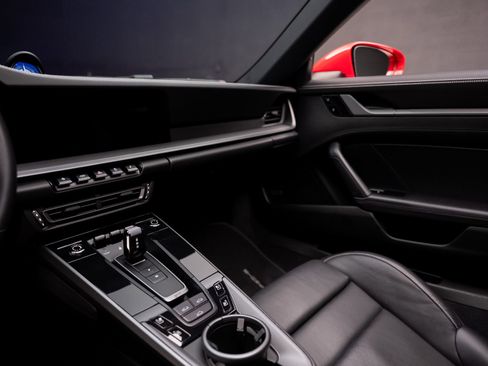 Used 2020 Porsche 911 Carrera 4S image 41