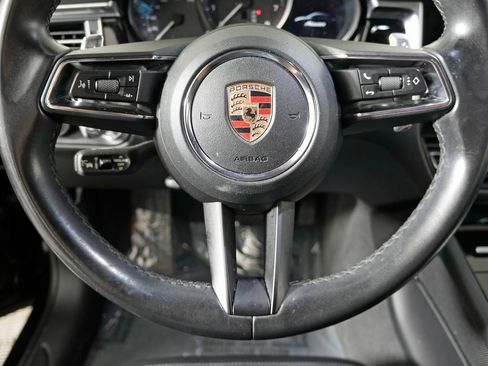 Certified 2023 Porsche Macan AWD/4WD image 25