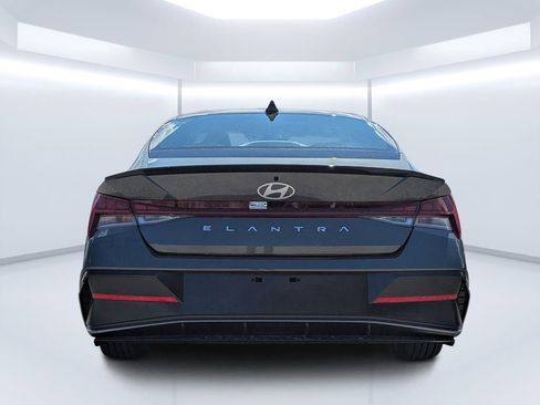New 2026 Hyundai Elantra SEL Sport Premium w/ Cargo Package FWD image 4