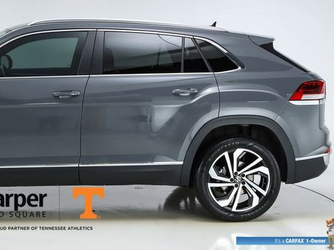 Used 2023 Volkswagen Atlas Cross Sport SEL image 43