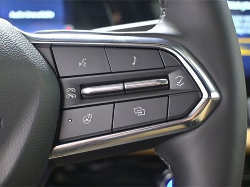 New 2026 Chevrolet Equinox ACTIV w/ Convenience Package III image 21