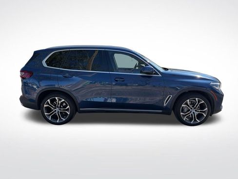 Used 2022 BMW X5 xDrive40i w/ Premium Package image 4