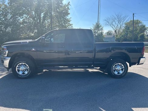 New 2025 RAM 2500 Tradesman AWD/4WD image 2