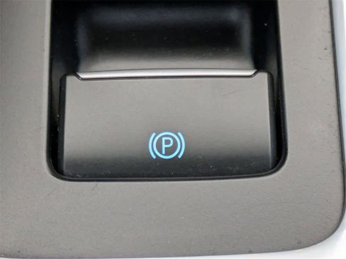 Used 2018 Ford Escape S image 22