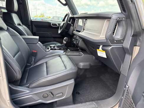 New 2026 Ford Bronco Outer Banks AWD/4WD image 21