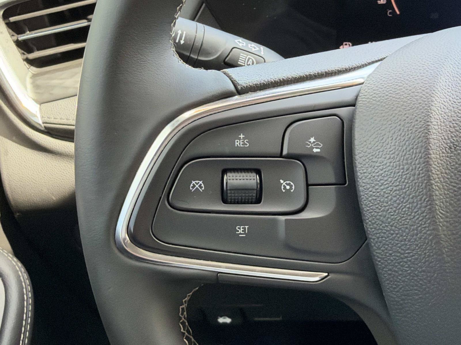 Used 2024 Buick Encore GX Preferred FWD image 16