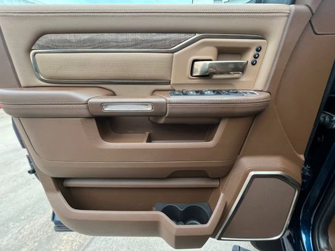 Used 2022 RAM 3500 Limited image 24