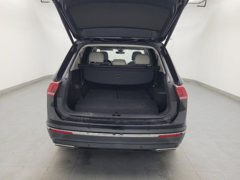 Used 2020 Volkswagen Tiguan SEL w/ 3rd Row Seat Package image 29