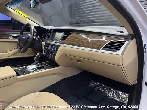 Used 2015 Hyundai Genesis 3.8 w/ Option Group 02 image 10