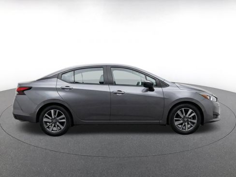 Used 2025 Nissan Versa SV FWD image 10