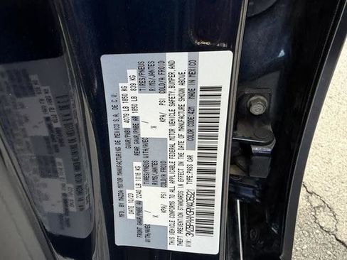 Used 2024 MAZDA MAZDA3 s image 31
