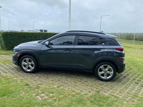 Used 2022 Hyundai Kona SEL FWD image 4