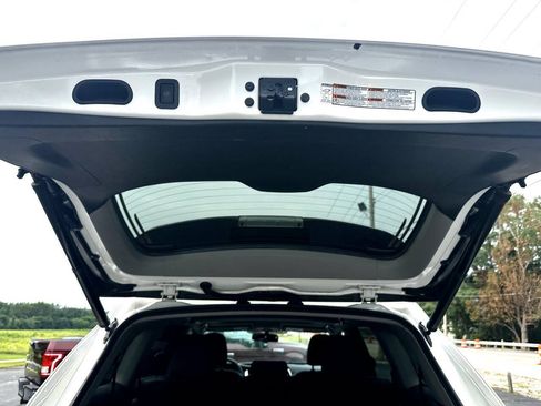 Used 2015 Toyota Highlander XLE AWD/4WD image 39