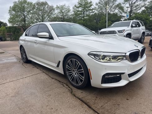 Used 2017 BMW 540i RWD image 3