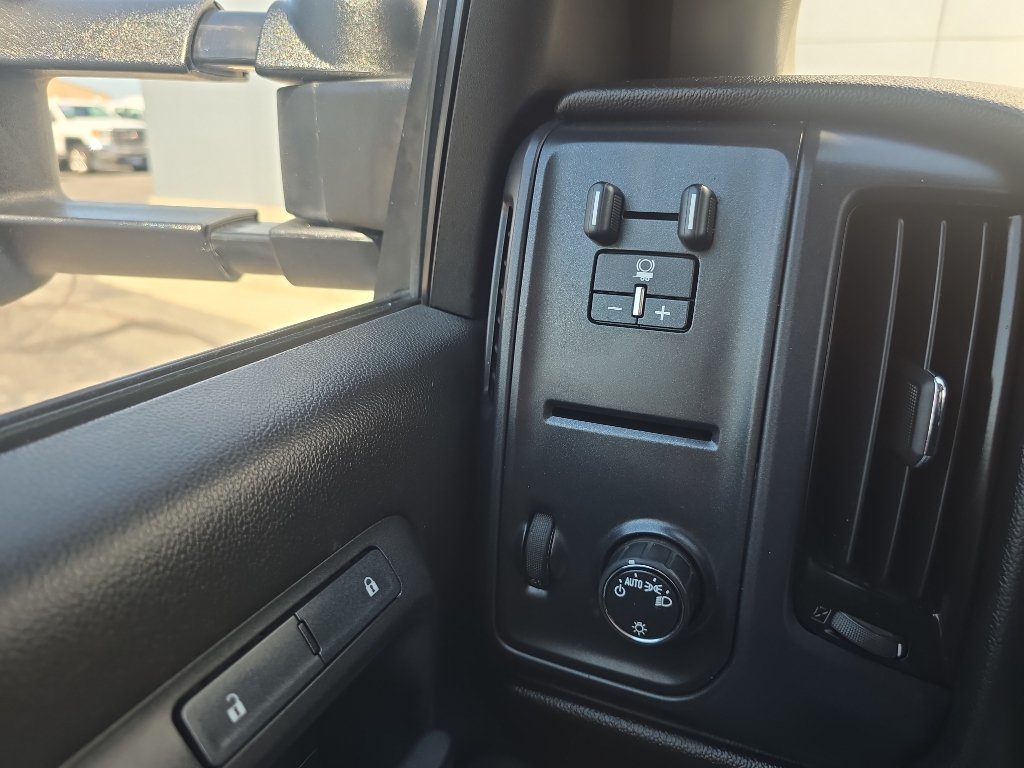 Used 2015 Chevrolet Silverado 3500 W/T RWD image 22
