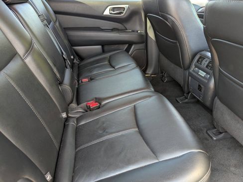 Used 2016 Nissan Pathfinder SL w/ SL Premium Package AWD/4WD image 14