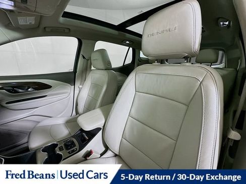 Used 2019 GMC Terrain Denali w/ Advanced Safety Package AWD/4WD image 28