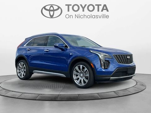 Used 2023 Cadillac XT4 Premium Luxury w/ Driver Assist Package AWD/4WD image 7