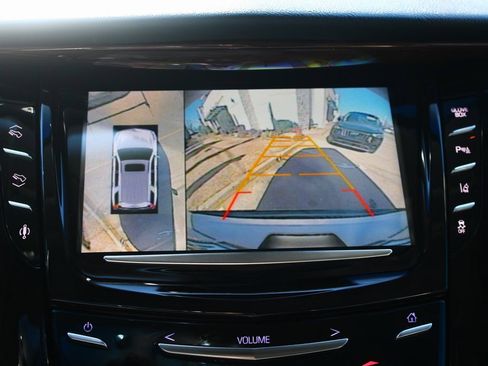 Used 2015 Cadillac Escalade Luxury image 19