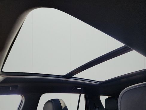 New 2026 GMC Terrain Elevation w/ Elevation Premium Package image 18