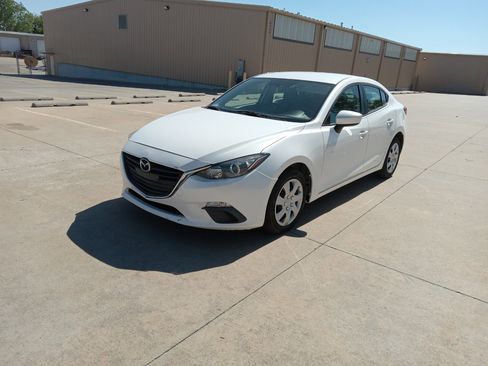 Used 2016 MAZDA MAZDA3 i Sport image 7