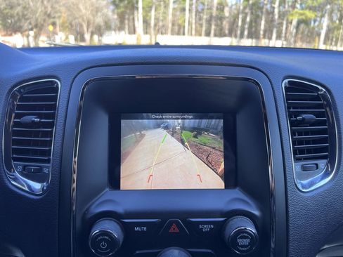 Used 2019 Dodge Durango GT image 18