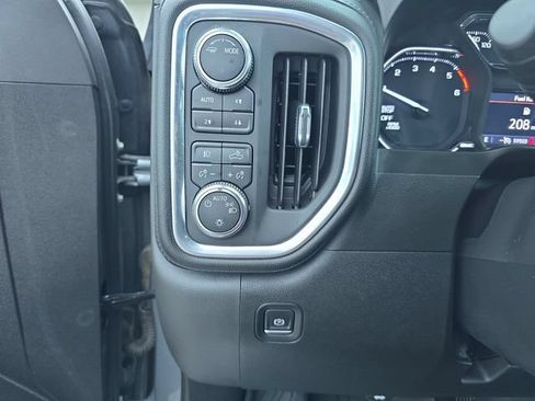 Used 2021 GMC Sierra 1500 Elevation AWD/4WD image 19