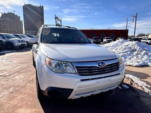 Used 2010 Subaru Forester 2.5X Premium image 3