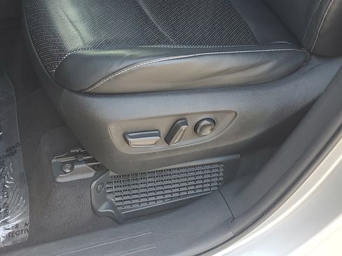 Certified 2023 Toyota Sienna XSE FWD image 21