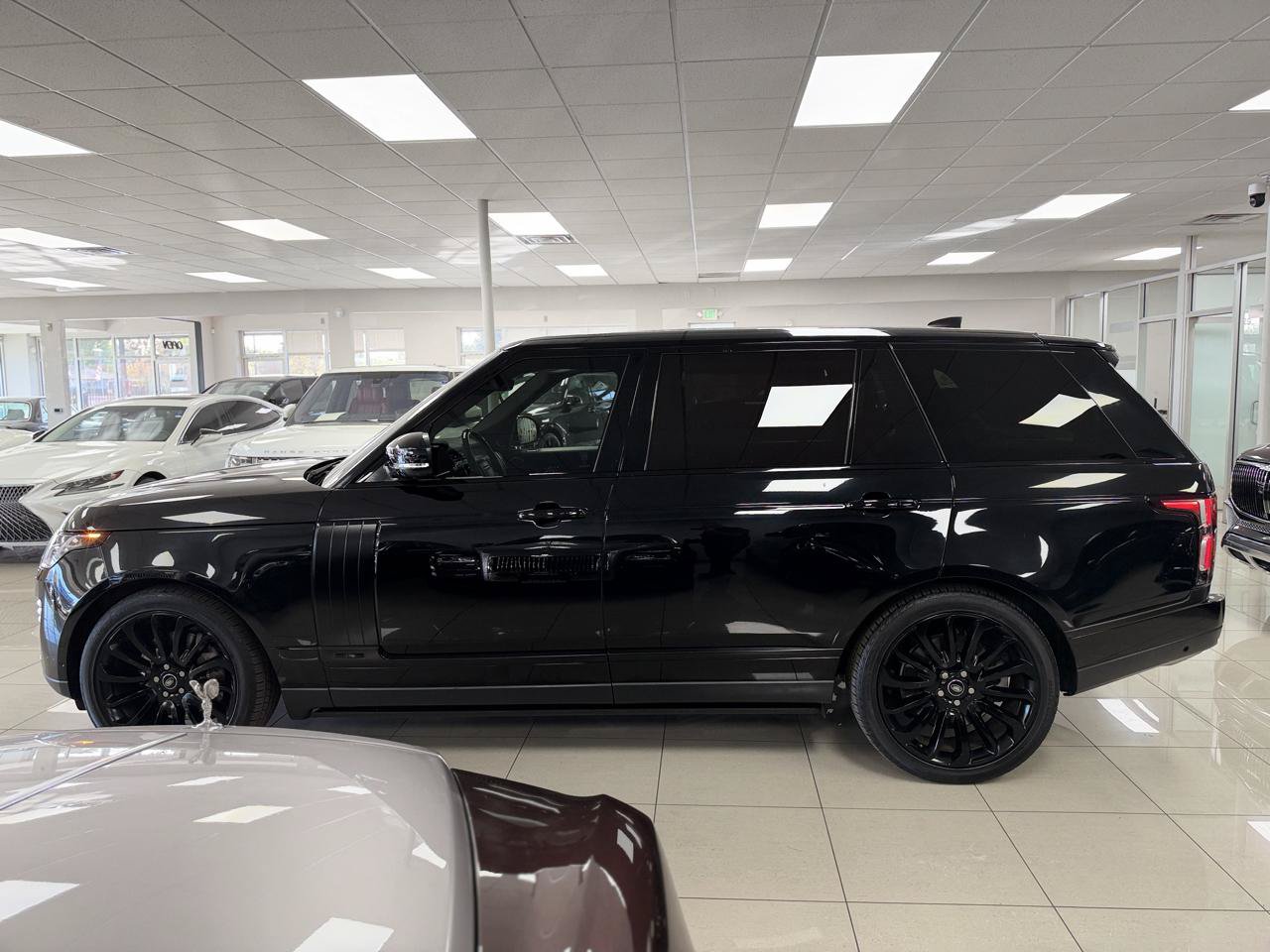 Used 2019 Land Rover Range Rover Long Wheelbase Autobiography AWD/4WD image 4