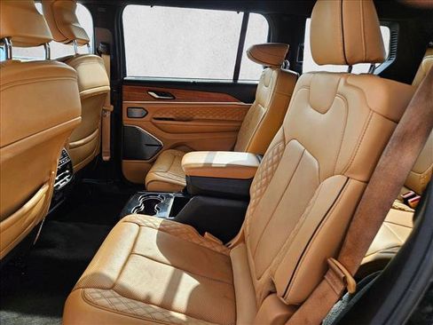 Used 2021 Jeep Grand Cherokee L Summit image 15