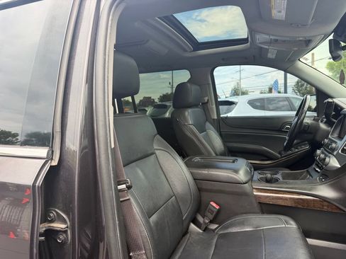 Used 2015 Chevrolet Suburban LT AWD/4WD image 38