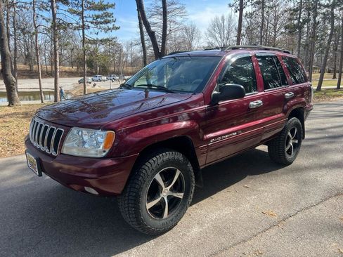 Used 2001 Jeep Grand Cherokee Limited AWD/4WD image 2