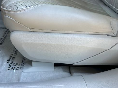 Certified 2022 Mercedes-Benz EQS 580 4MATIC Sedan image 14