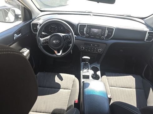 Used 2017 Kia Sportage LX AWD/4WD image 12