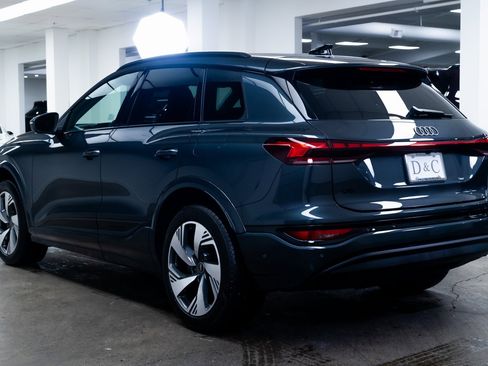 Used 2025 Audi Q6 e-tron Premium Plus w/ Premium Plus image 4